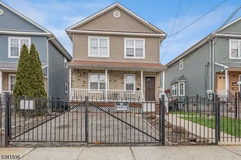 22 Milford Ave, Newark, NJ 07108