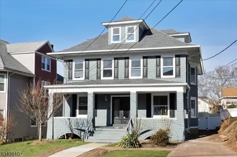 63 Laurel Ave, Kearny, NJ 07032