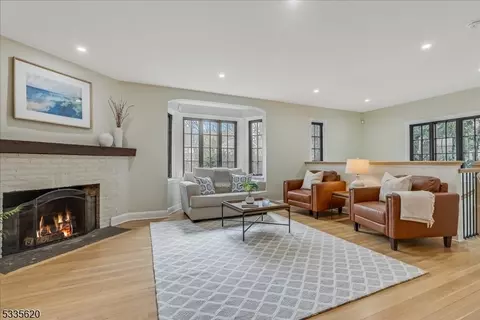 137 Summit Ave, Montclair, NJ 07043 photo 2
