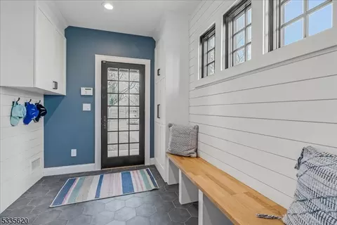 137 Summit Ave, Montclair, NJ 07043 photo 19