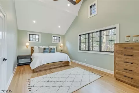 137 Summit Ave, Montclair, NJ 07043 photo 32