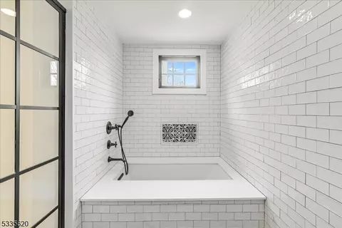 137 Summit Ave, Montclair, NJ 07043 photo 28