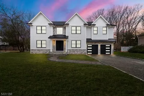 13 Plymouth Dr, Livingston, NJ 07039