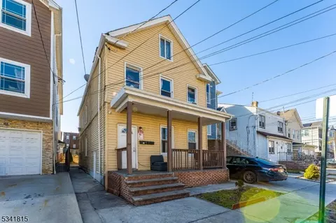 1040 Bond St, Elizabeth, NJ 07201