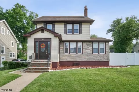 61 Kenwood Pl, East Orange, NJ 07018