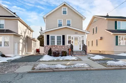 501 Centre St, Nutley, NJ 07110