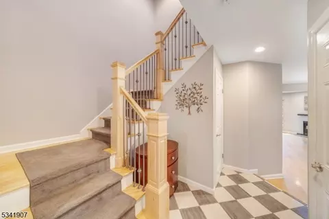 705 Park Pl, Springfield, NJ 07081 photo 8