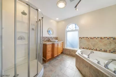 705 Park Pl, Springfield, NJ 07081 photo 21