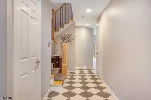 705 Park Pl, Springfield, NJ 07081 photo 6