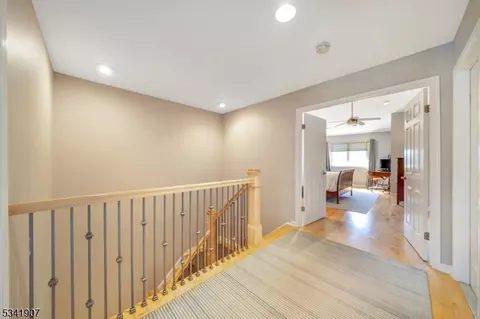 705 Park Pl, Springfield, NJ 07081 photo 16