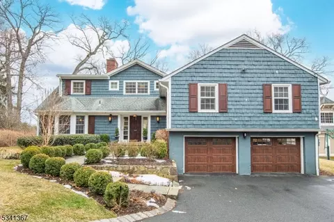 160 Laurel Hill Rd, Mountain Lakes, NJ 07046