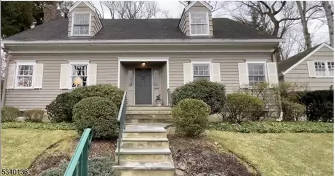104 Druid Hill Rd, Summit, NJ 07901