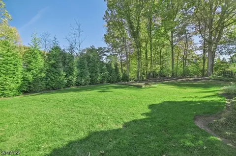 218 Highland Ave, Millburn Twp, NJ 07078