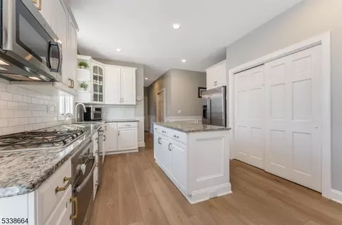 4 Devonald Dr, Asbury, NJ 08802 photo 12