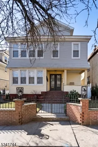 166 Renner Ave, Newark, NJ 07112
