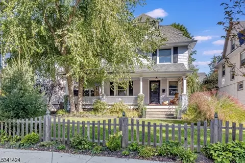 71 Oakwood Ave, Montclair, NJ 07043