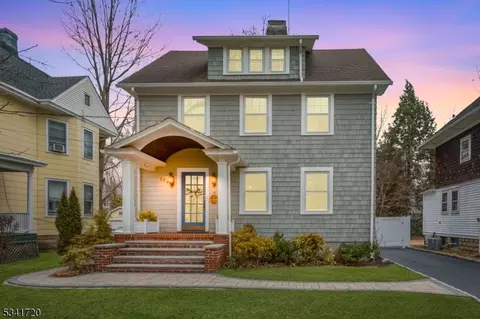18 Berkeley Pl, Cranford, NJ 07016