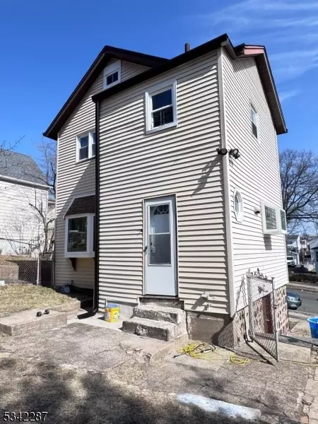 76 Passaic, Hawthorne, NJ 07506