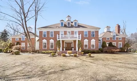 3 Ascot Ln, Morristown, NJ 07960