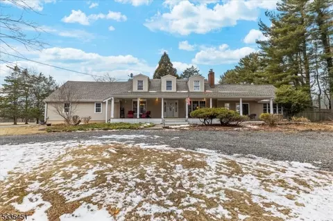 145 Rockafellows Mill Rd, Flemington, NJ 08822