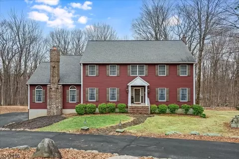 26 Hidden Glen Dr, Sparta, NJ 07871