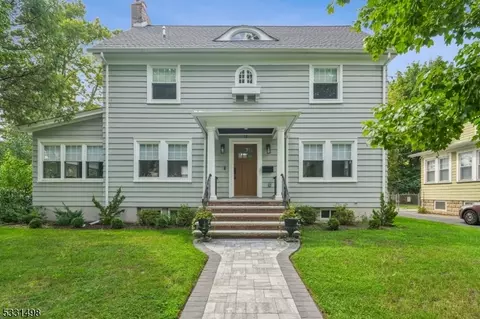 12 Pierson Pl, Montclair, NJ 07042