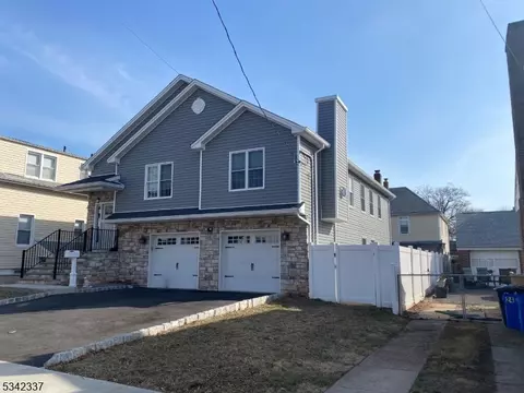 18 S 20th St, Kenilworth, NJ 07033