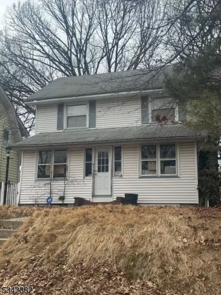 52 Laurel Ave, Bloomfield, NJ 07003