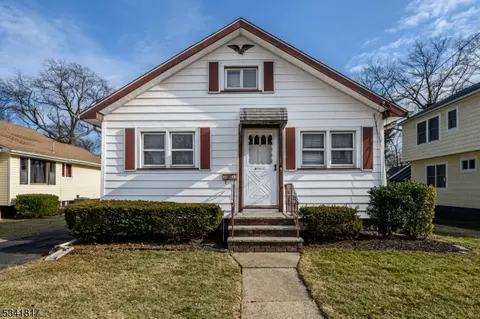 2135 Allen St, Rahway, NJ 07065