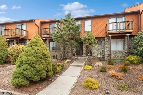 10 Brookside Hts # G, Wanaque, NJ 07465