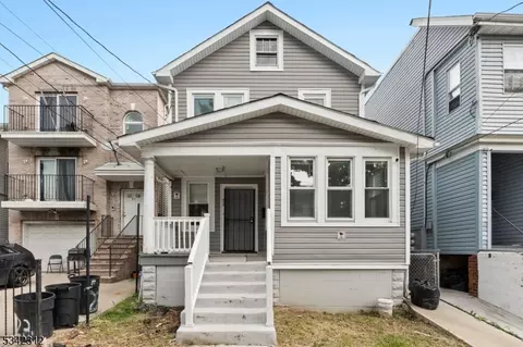 21 Edwin Pl, Newark, NJ 07112