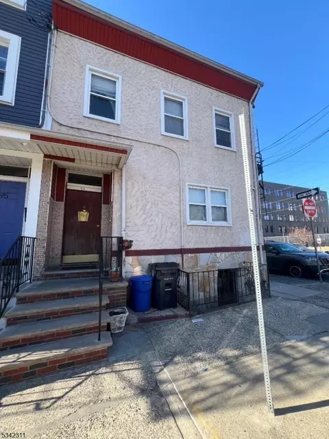 93 Bruen St, Newark, NJ 07105