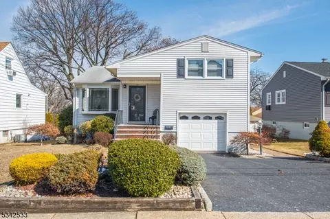 54 Roosevelt St, Nutley, NJ 07110