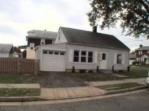 415 Knopf St, Manville, NJ 08835
