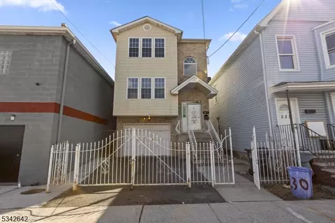 230 Sherman Ave, Newark, NJ 07114