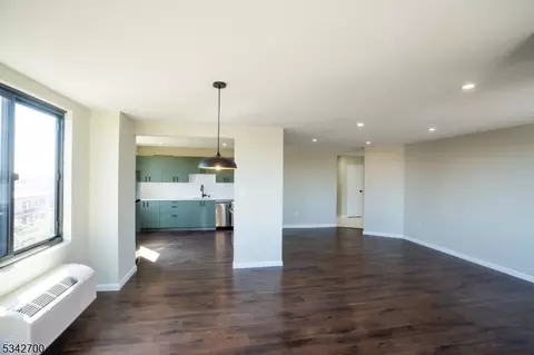 115 Polifly Rd #5F, Hackensack, NJ 07601 photo 8