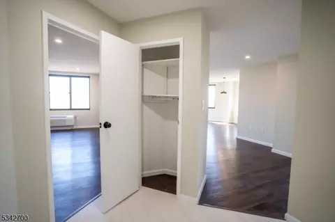 115 Polifly Rd #5F, Hackensack, NJ 07601 photo 18