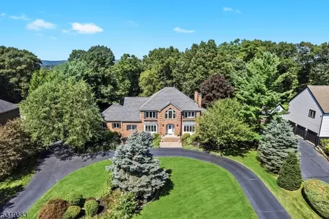 12 Olde York Rd, Randolph, NJ 07869