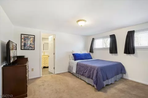 53 Hamilton Ave, Wayne, NJ 07470 photo 22