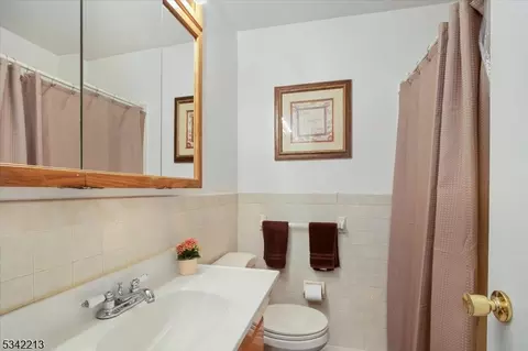 53 Hamilton Ave, Wayne, NJ 07470 photo 21