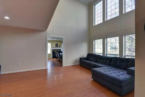 10 Whimble Ct, Wayne, NJ 07470 photo 5