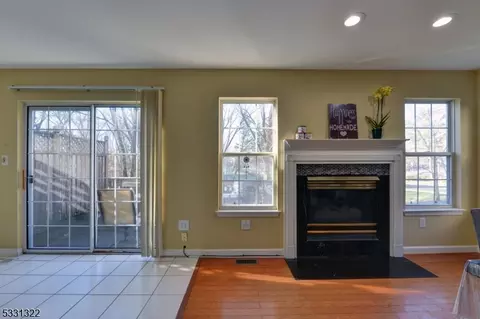10 Whimble Ct, Wayne, NJ 07470 photo 11