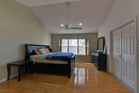 10 Whimble Ct, Wayne, NJ 07470 photo 12