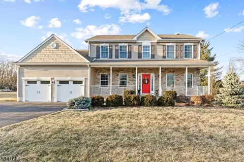 421 Garretson Rd, Bridgewater, NJ 08807