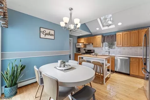 21 Alps Rd, Wayne, NJ 07470 photo 8