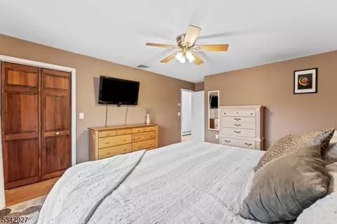 21 Alps Rd, Wayne, NJ 07470 photo 27
