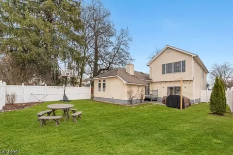 21 Alps Rd, Wayne, NJ 07470 photo 32