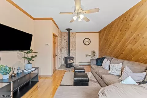 21 Alps Rd, Wayne, NJ 07470 photo 19