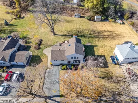29 Manor Dr, Wayne, NJ 07470 photo 45