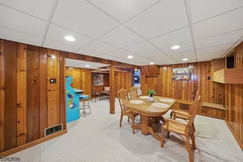 29 Manor Dr, Wayne, NJ 07470 photo 38